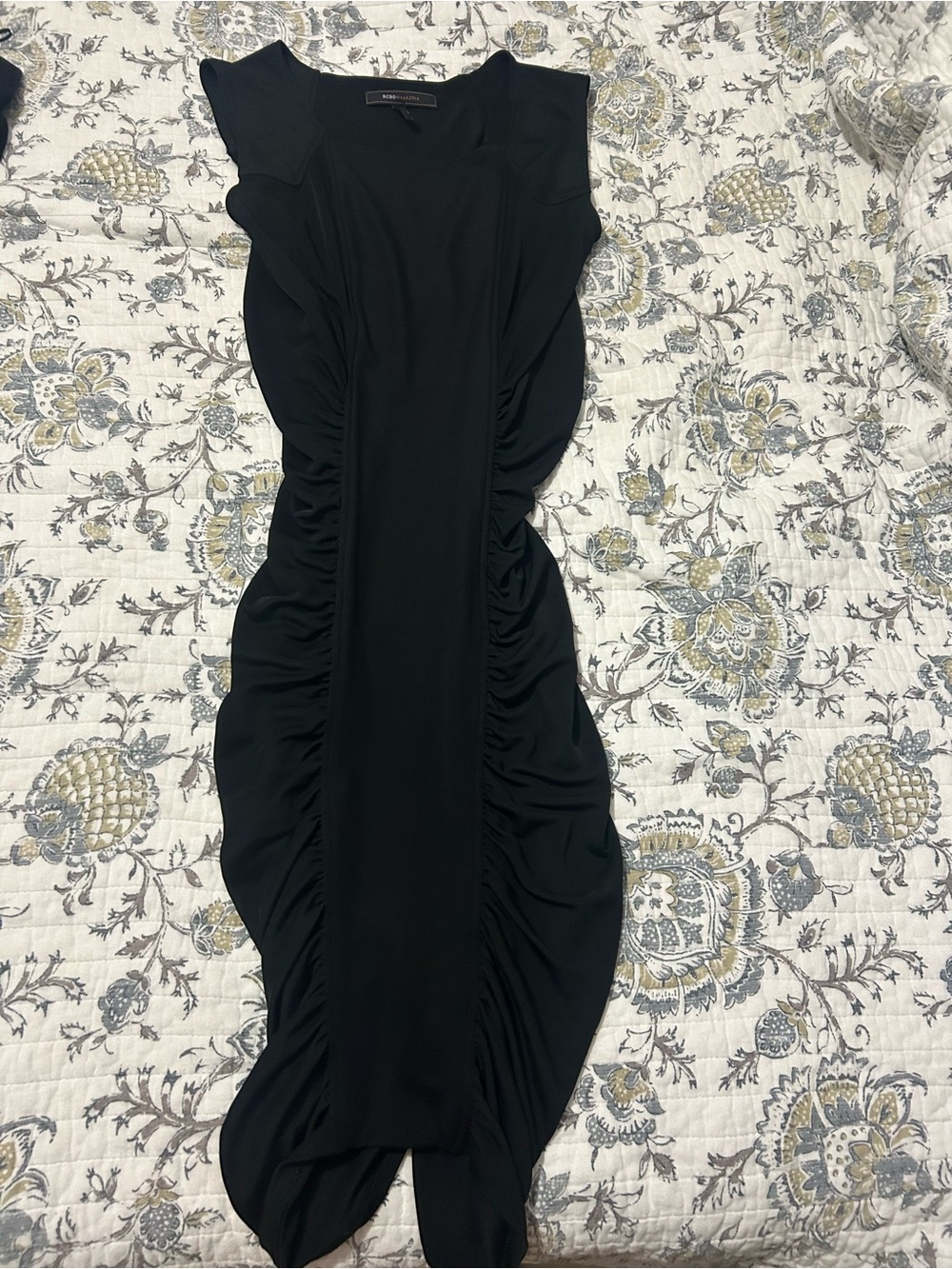 BCBGMaxAzria Black Ruched-Side Midi Dress